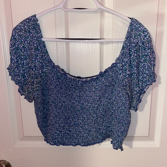 Aerie Smocked Puff Sleeve Crop Top - Picture 2 of 7